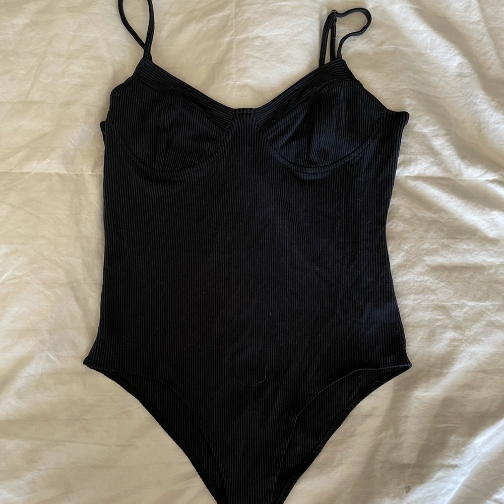 Ribbed Black bodysuit